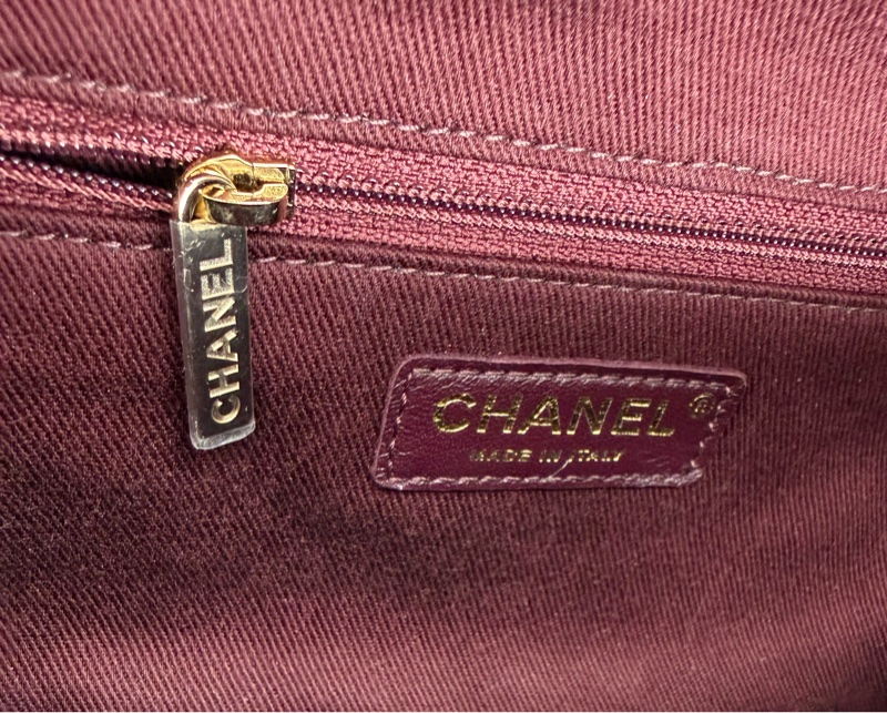 香奈兒 Chanel 荔枝牛皮胸前包 /腰包 黑色淡金釦-13