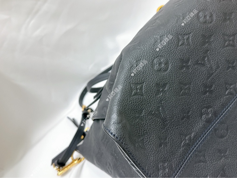 莉亞精品♡ LV 黑壓紋行李袋GM 二手美包-7