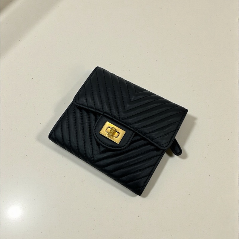 莉亞精品♡ Chanel 2.55背拉山型紋三折短夾 二手美夾-0