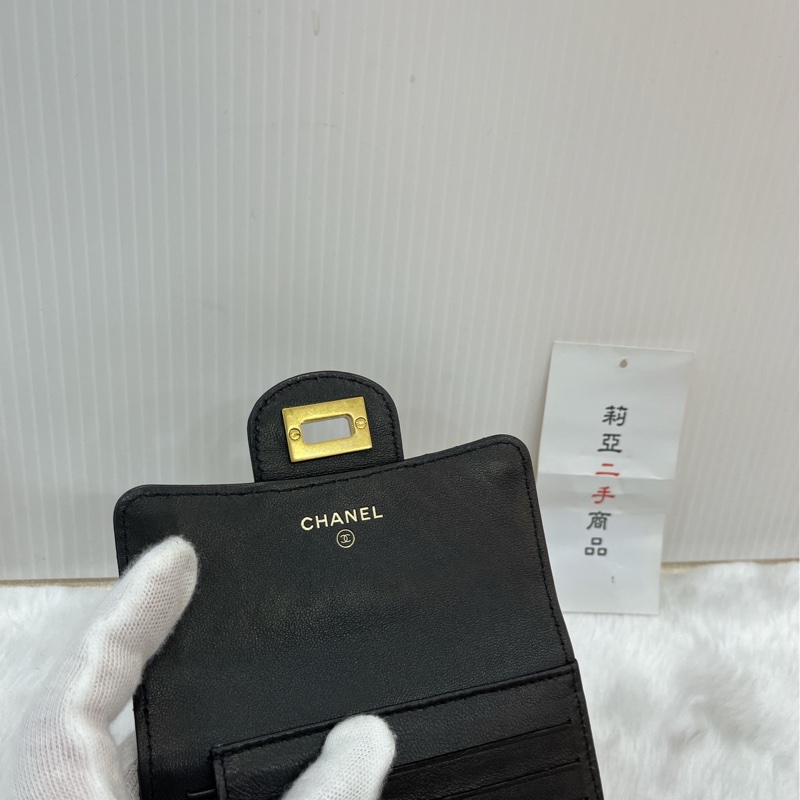 莉亞精品♡ Chanel 2.55背拉山型紋三折短夾 二手美夾-14