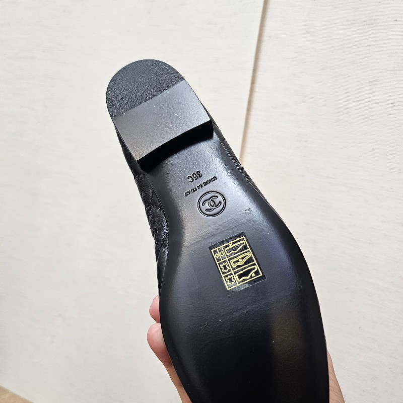 [超甜價好物☺️] Chanel黑小牛皮菱格蝴蝶結根鞋-8