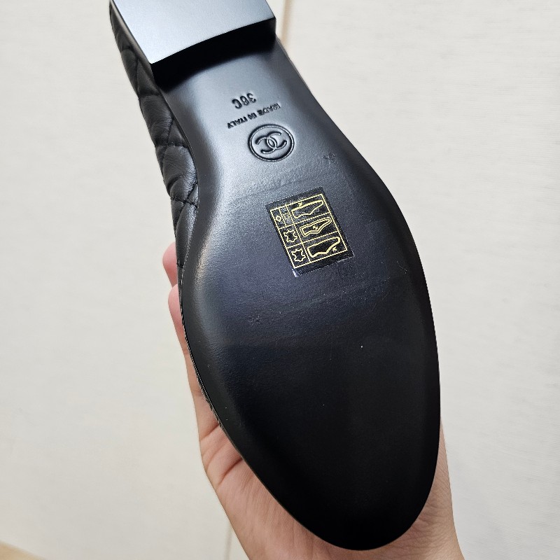 [超甜價好物☺️] Chanel黑小牛皮菱格蝴蝶結根鞋-9