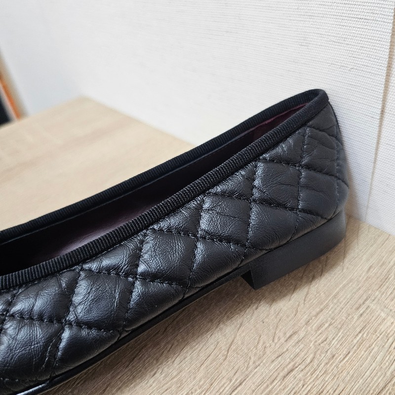 [超甜價好物☺️] Chanel黑小牛皮菱格蝴蝶結根鞋-13