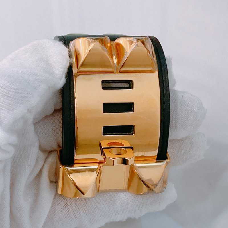 TW0391 Hermes 愛馬仕 龐克風 寬手帶 牛皮 金扣 CDC Bracelet Black x GHW-2