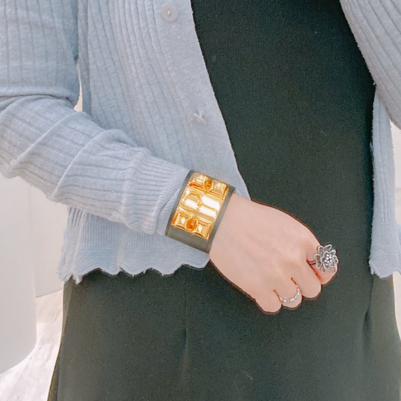 TW0391 Hermes 愛馬仕 龐克風 寬手帶 牛皮 金扣 CDC Bracelet Black x GHW-5