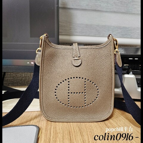 [不用配貨的好物❣️] Hermes 大象灰MiniEvelyne金釦斜背包