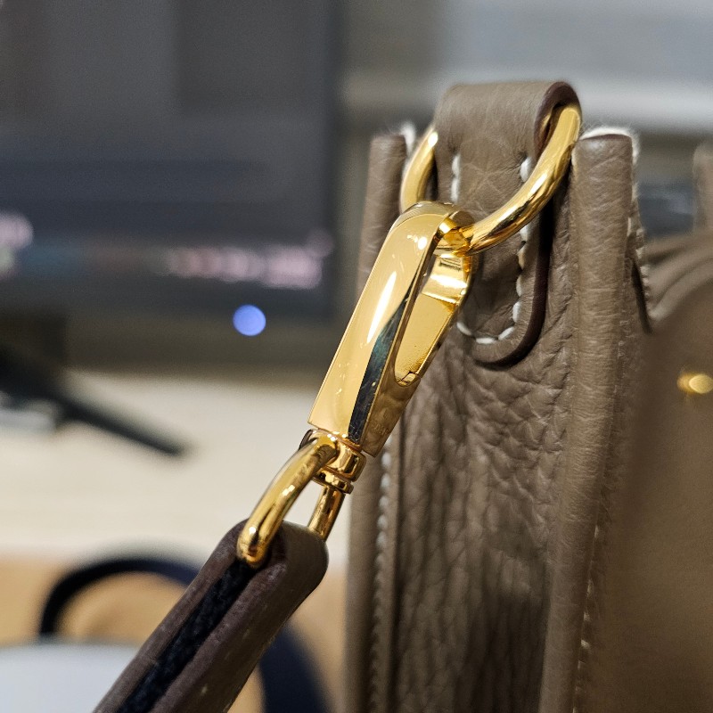 [不用配貨的好物❣️] Hermes 大象灰MiniEvelyne金釦斜背包-22