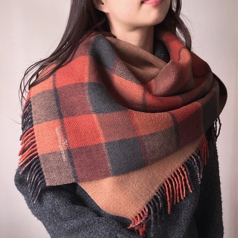 Valentino Garavani 雙面格紋羊毛圍巾 頸巾駝色 男女適用 日本製