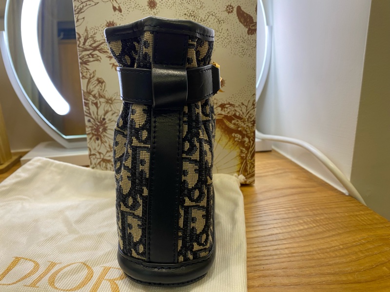 Dior c’est 緹花mini水桶包-8