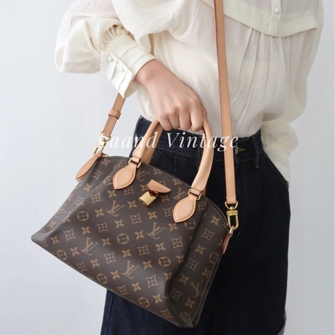 LV原花Rivoli MM抓皺拉鍊手提斜背包M44546