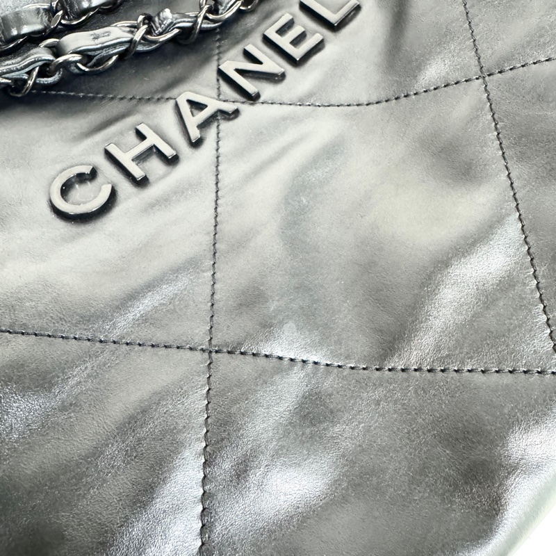 🖤 香奈兒極致黑SO BLACK Chanel黑色黑釦油蠟牛皮小號22Bag AS3260-20