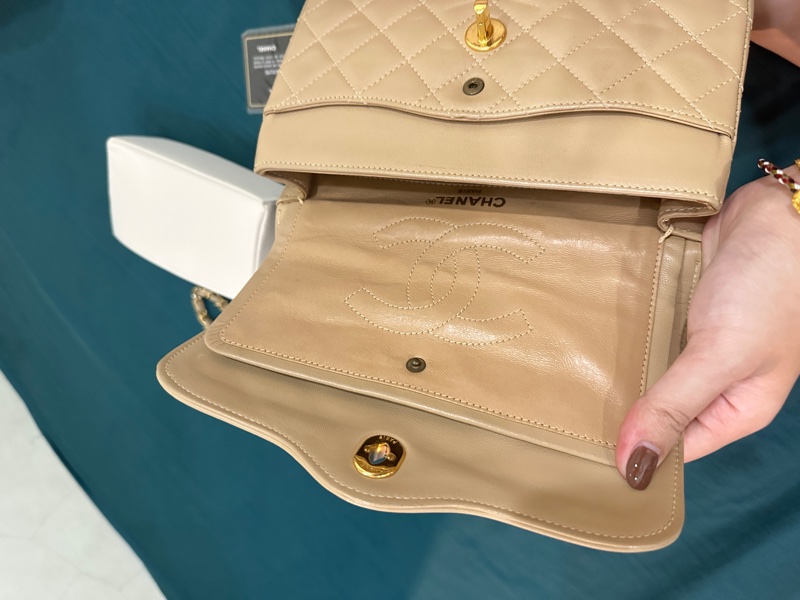 中古香奈兒包包。巴黎限定雙色雙c-3