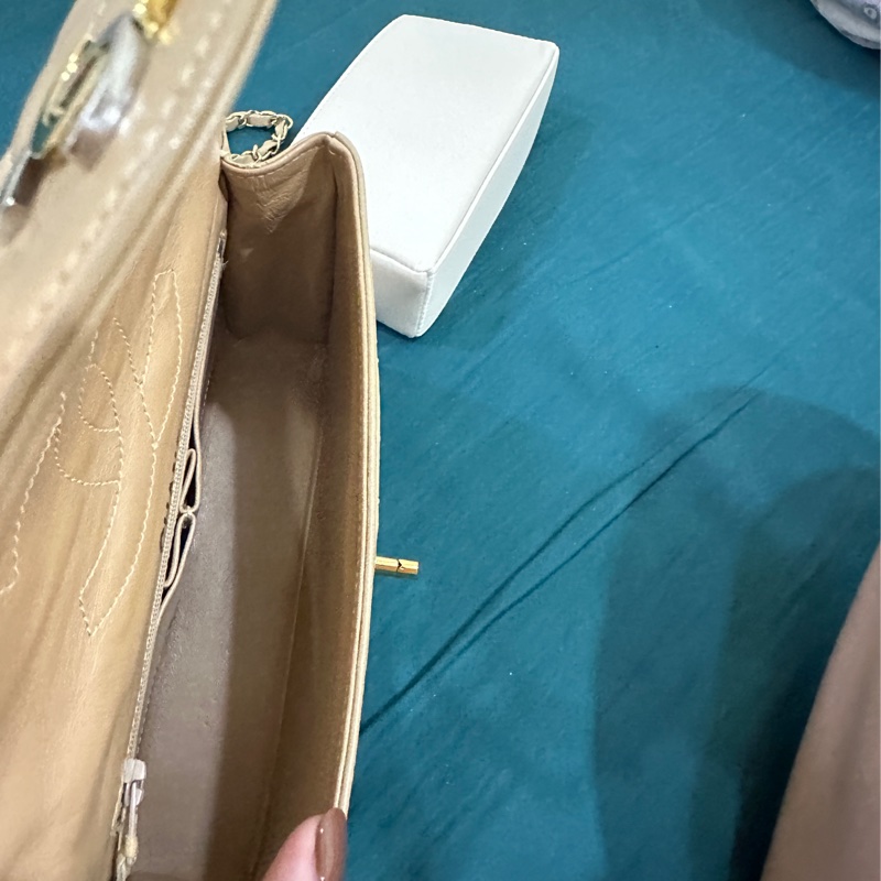 中古香奈兒包包。巴黎限定雙色雙c-9