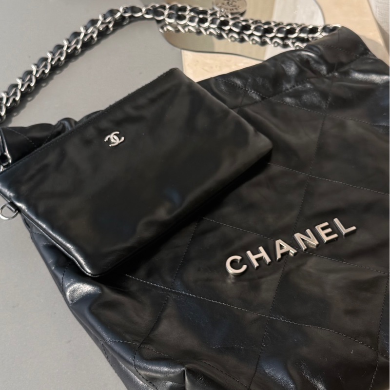 九成新⬆️Chanel 22bag黑銀 小號 芯片款 垃圾袋包 香奈兒正品 🉑送禮狀態-0