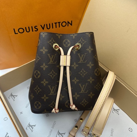 全新 25年当月票 Lv 路易威登 NEONOE BB韩国桶迷你小水桶包 芯片款