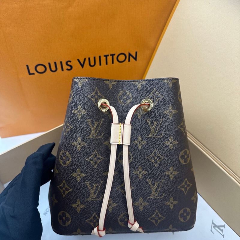 全新 25年当月票 Lv 路易威登 NEONOE BB韩国桶迷你小水桶包 芯片款-1