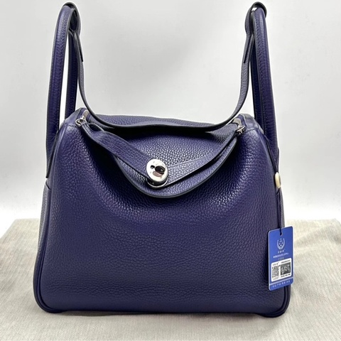HERMES/愛馬仕 銀扣Lindy30手提單肩包 年份:D刻