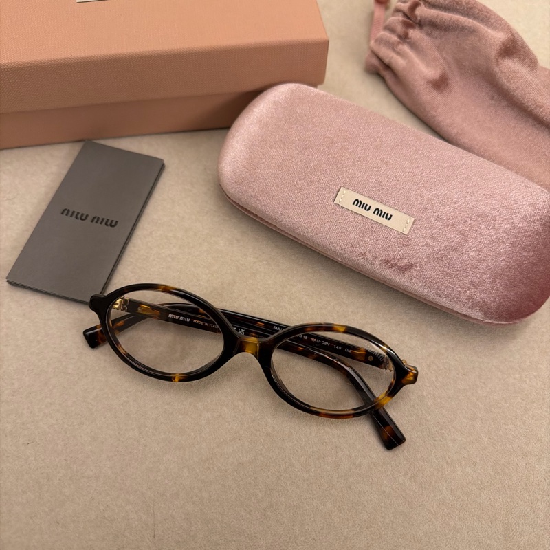 Miumiu 書呆子眼鏡 琥珀色-1