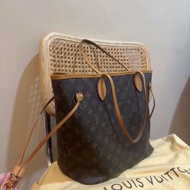 Louis Vuitton Neverfull MM-2