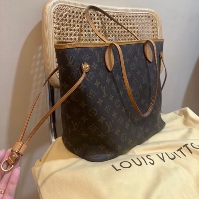 Louis Vuitton Neverfull MM-10