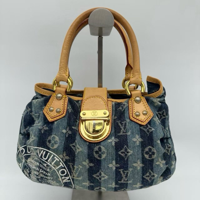 「JL精品代購」Lv限定條紋牛仔丹寧小元寶手提包-0