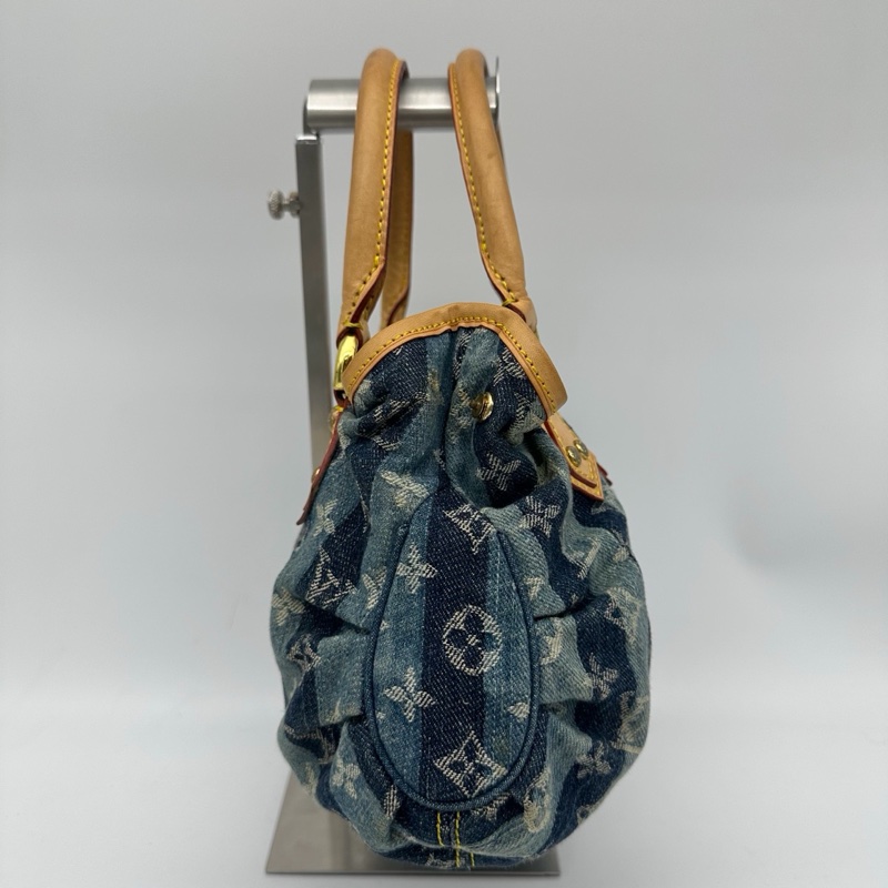 「JL精品代購」Lv限定條紋牛仔丹寧小元寶手提包-4