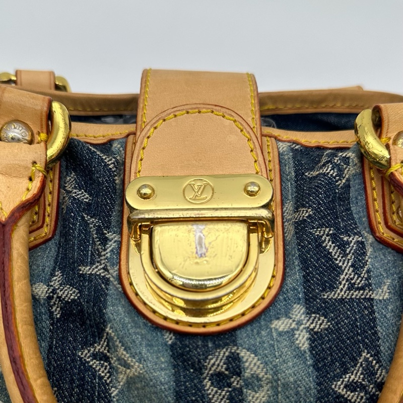 「JL精品代購」Lv限定條紋牛仔丹寧小元寶手提包-11