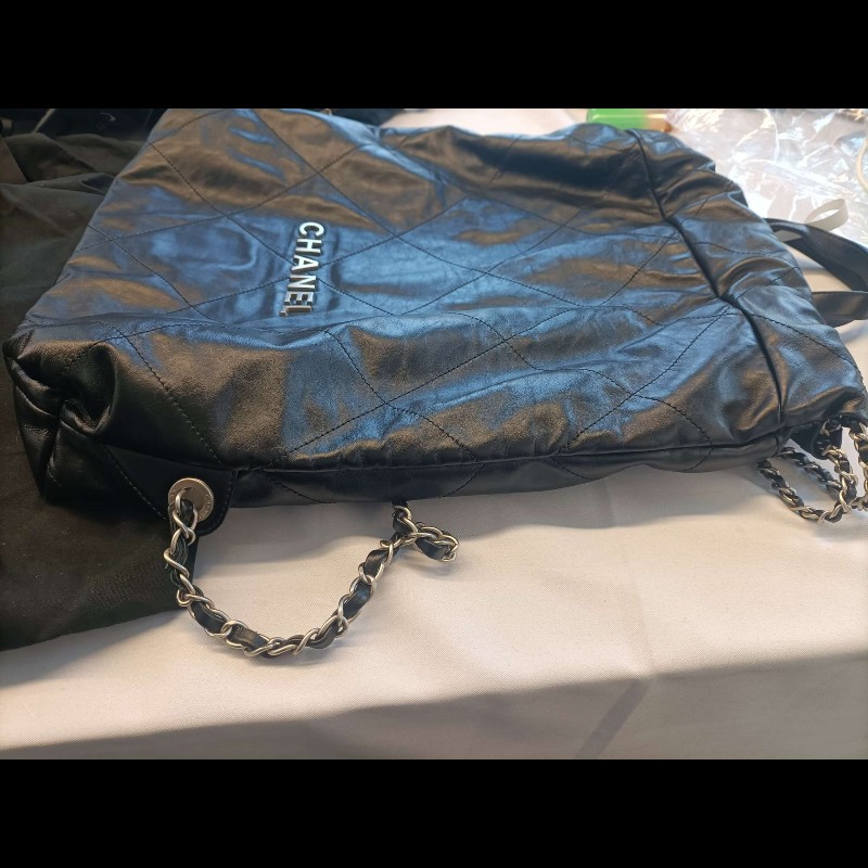CHANEL 22bag黑銀牛皮手提垃圾袋後背包~🥨大號-9