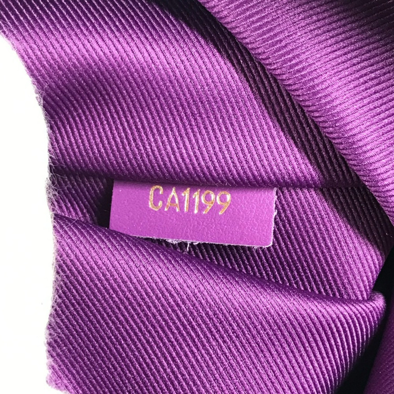 路易威登 M44641 Monogram Logo Story 帆布平底斜背包，男女通用，棕色-10