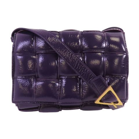 BOTTEGA VENETA 漆皮皮革Panted Cassette金扣肩背袋