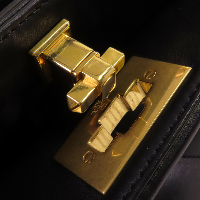 Valentino 牛皮皮革Rockstud金扣手挽肩背兩用袋-8