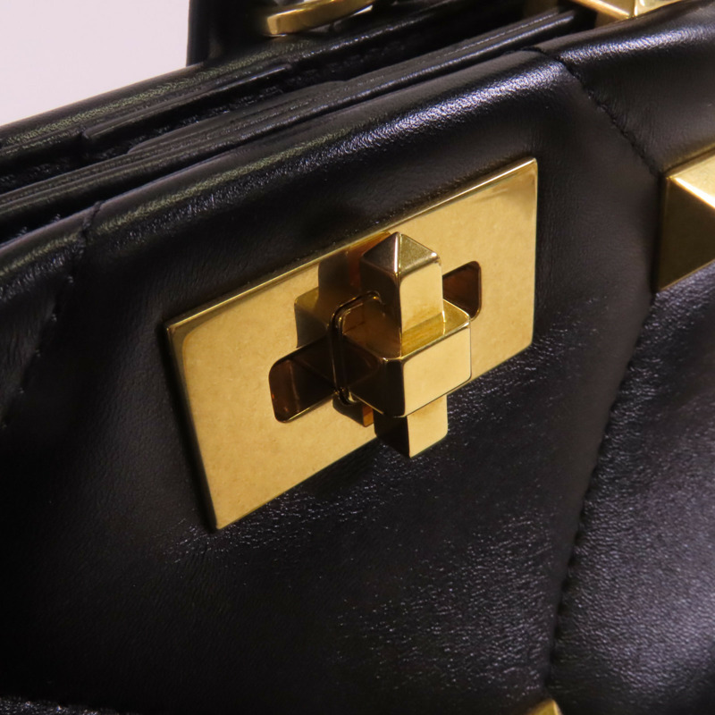 Valentino 牛皮皮革Rockstud金扣手挽肩背兩用袋-15