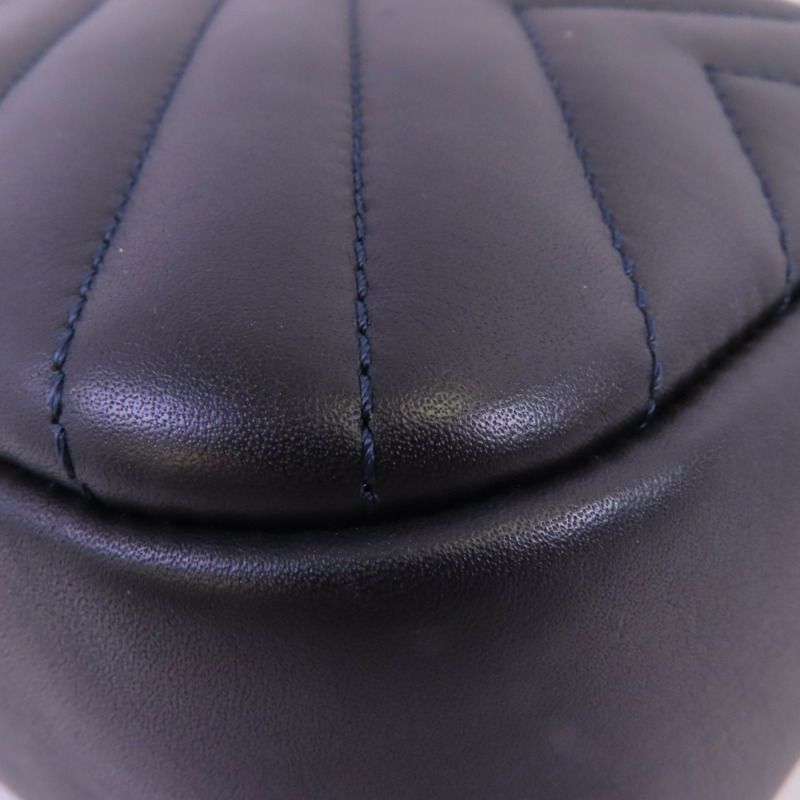 CHANEL 牛皮皮革Chevron Camera Bag銀扣鏈帶肩背袋-13