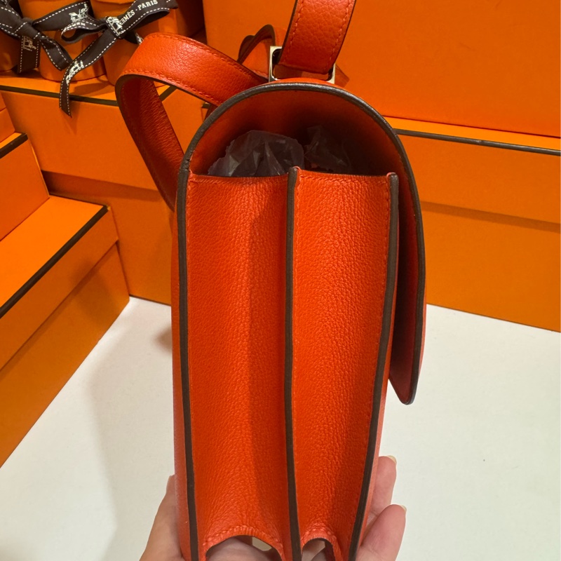 Hermes 康康24特殊琺瑯釦 很特別的一款 🧡 C刻-2