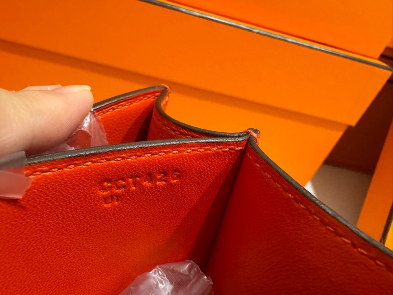 Hermes 康康24特殊琺瑯釦 很特別的一款 🧡 C刻-5