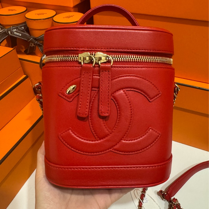Chanel 心紅色雙C發財桶 過年出去收紅包唷 🧨🧧 可當化妝包-2