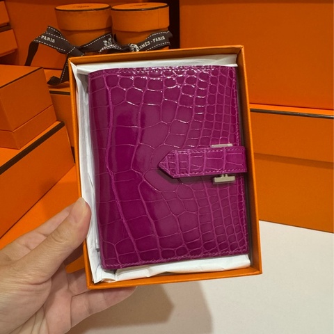 Hermes 天方夜譚紫銀釦短夾 💖 普皮的價錢請直接上🐊