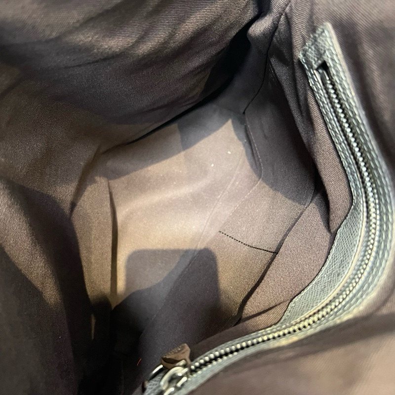 路易威登/LV 灰色全皮郵差包 單肩斜挎包 公文包容量大超實用-4