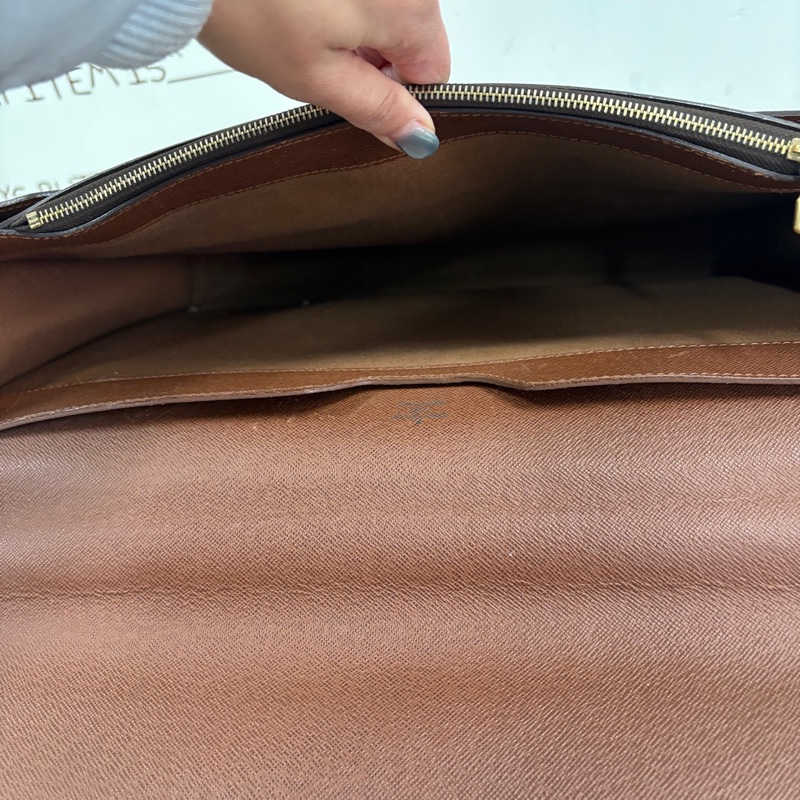 95新 LV路易威登原裝蒙梭公文老花手提包 不裂 有養護-5