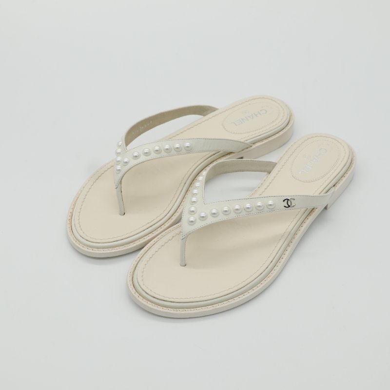 Chanel 香奈兒 夾腳涼鞋 白色 皮革 珍珠裝飾-2