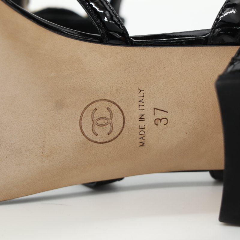 Chanel 香奈兒 經典 CC 黑色 漆皮 夾腳 方跟涼鞋-8