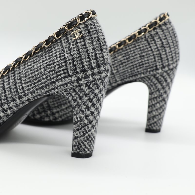 Chanel 香奈兒 粗毛呢 格紋 皮革 雙拼 金屬鍊  黑色 高跟鞋-2