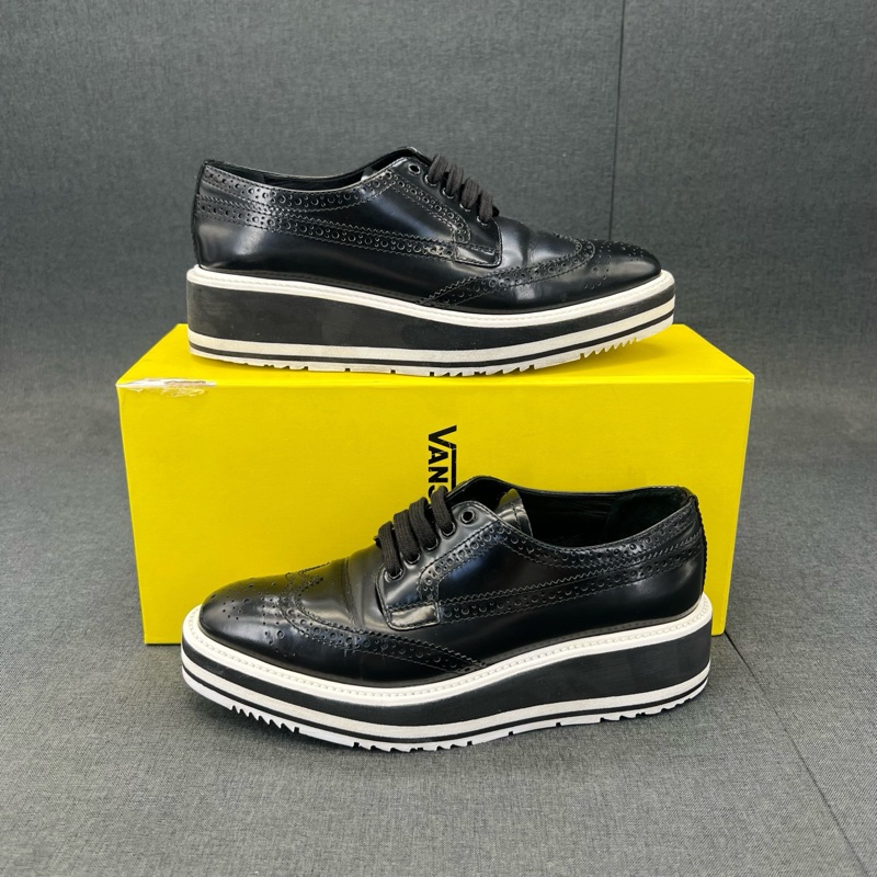 97新prada 黑白松糕鞋 碼數 36 編碼 CH20705-5