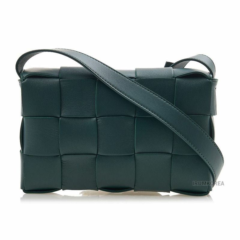 BOTTEGA VENETA 女士經典卡帶斜背包-2