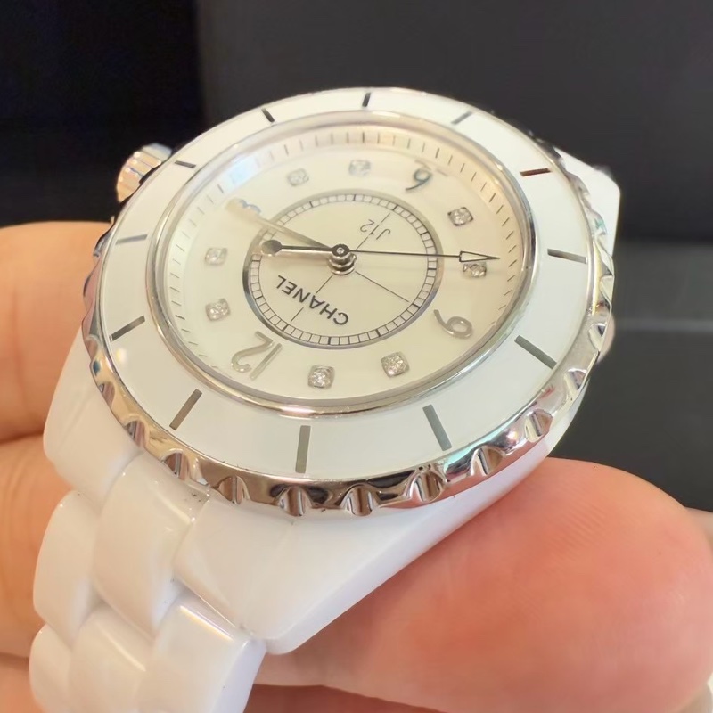 CHANEL 時尚名媛必備 J12  8鑽珍珠母貝款-3