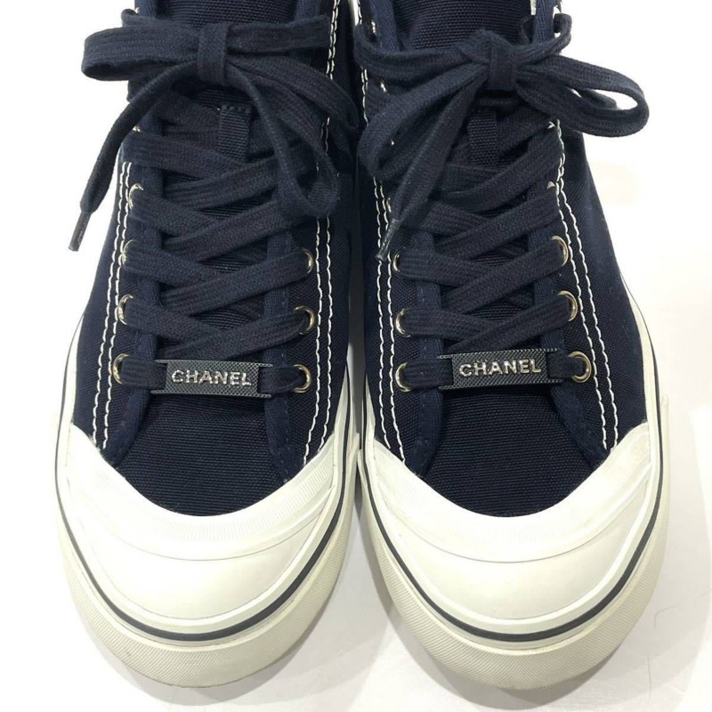 CHANEL 黑白帆布鞋-3