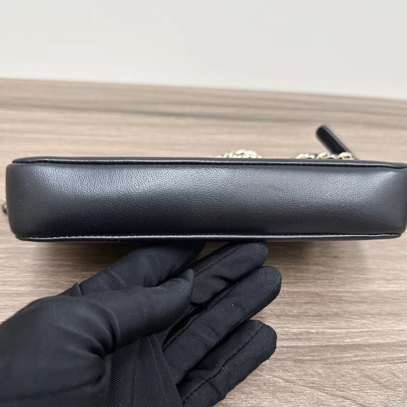 CHANEL黑色卯釘woc鏈條包18*9*3.5 98新配件塵袋-3