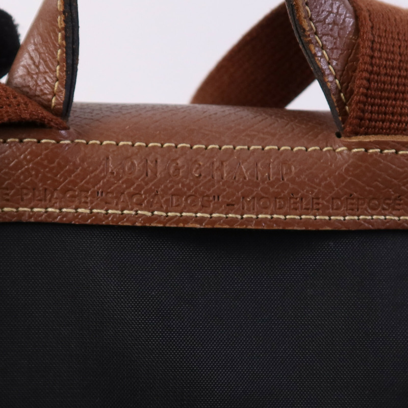 Longchamp 尼龍Backpack金扣背包-11
