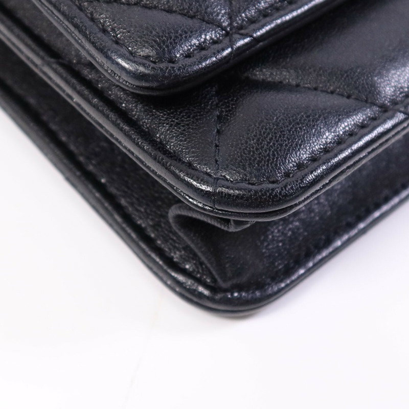 CHANEL 羊皮皮革Chanel 19 WOC金扣鏈帶肩背袋-5