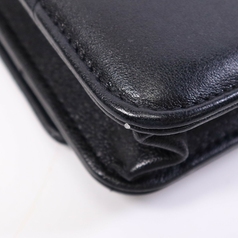 CHANEL 羊皮皮革Chanel 19 WOC金扣鏈帶肩背袋-7